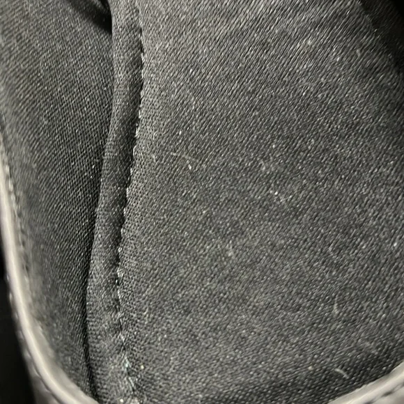 New Memory Foam Shoes - Picture 3 of 9